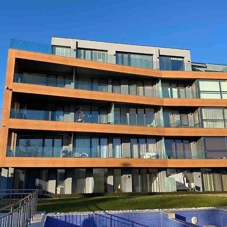 Lovely And Quiet Flat Wmn15 With Terrace/Pool Варна Экстерьер фото